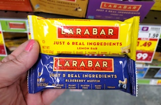 hand holding larabar single bar