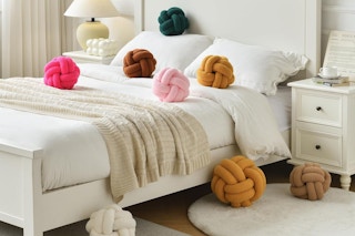 knot pillow-amazon