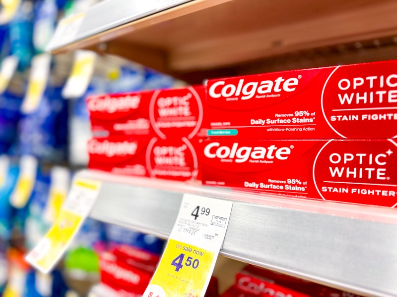 colgate optic white total toothpaste walgreens