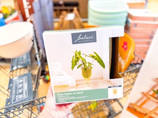 aldi-home-and-garden-deals-plant-holder-stand