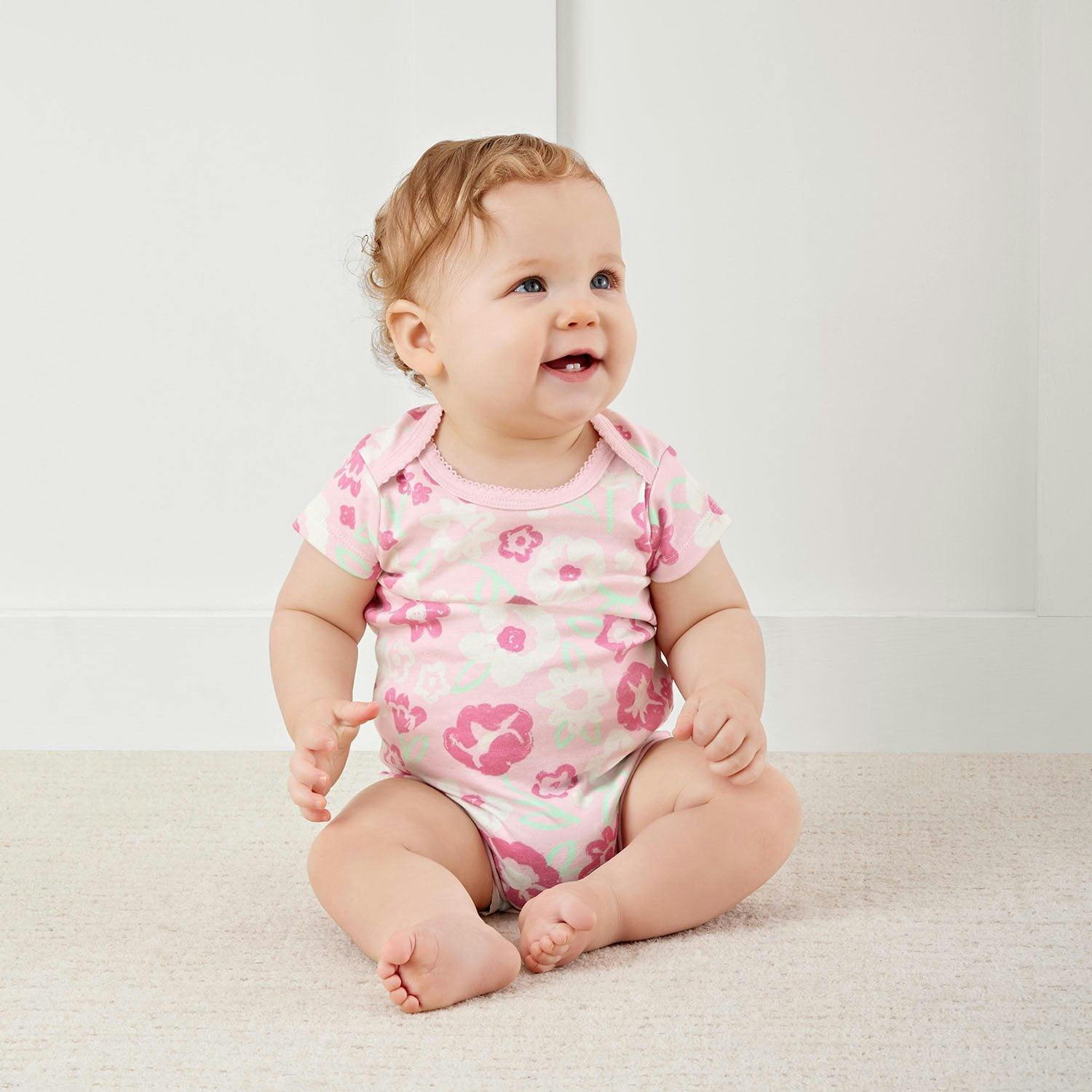 Member's Mark Baby Bodysuits 4-Pack