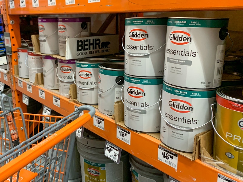 glidden essentials single gallon paint buckets in home depot