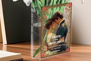 a pride and prejudice vase