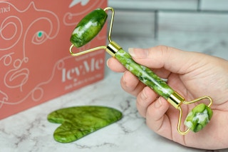 gua sha and roller set