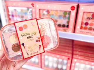 Holler and Glow gift sets