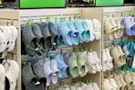 crocs-clogs-in-store-kcl-2