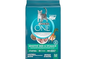 2 Purina OneDry Cat Food