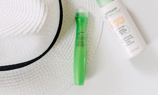 garnier-clearly-brighter-under-eye-roller