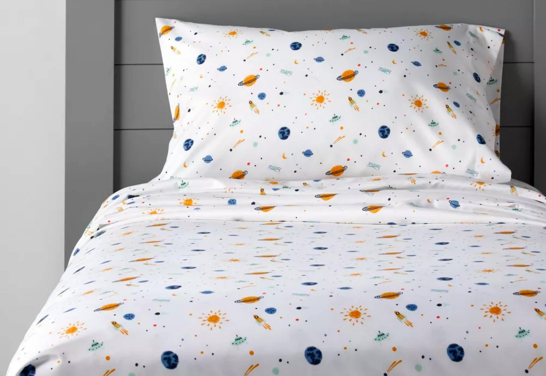 Pillowfort Sheet Set