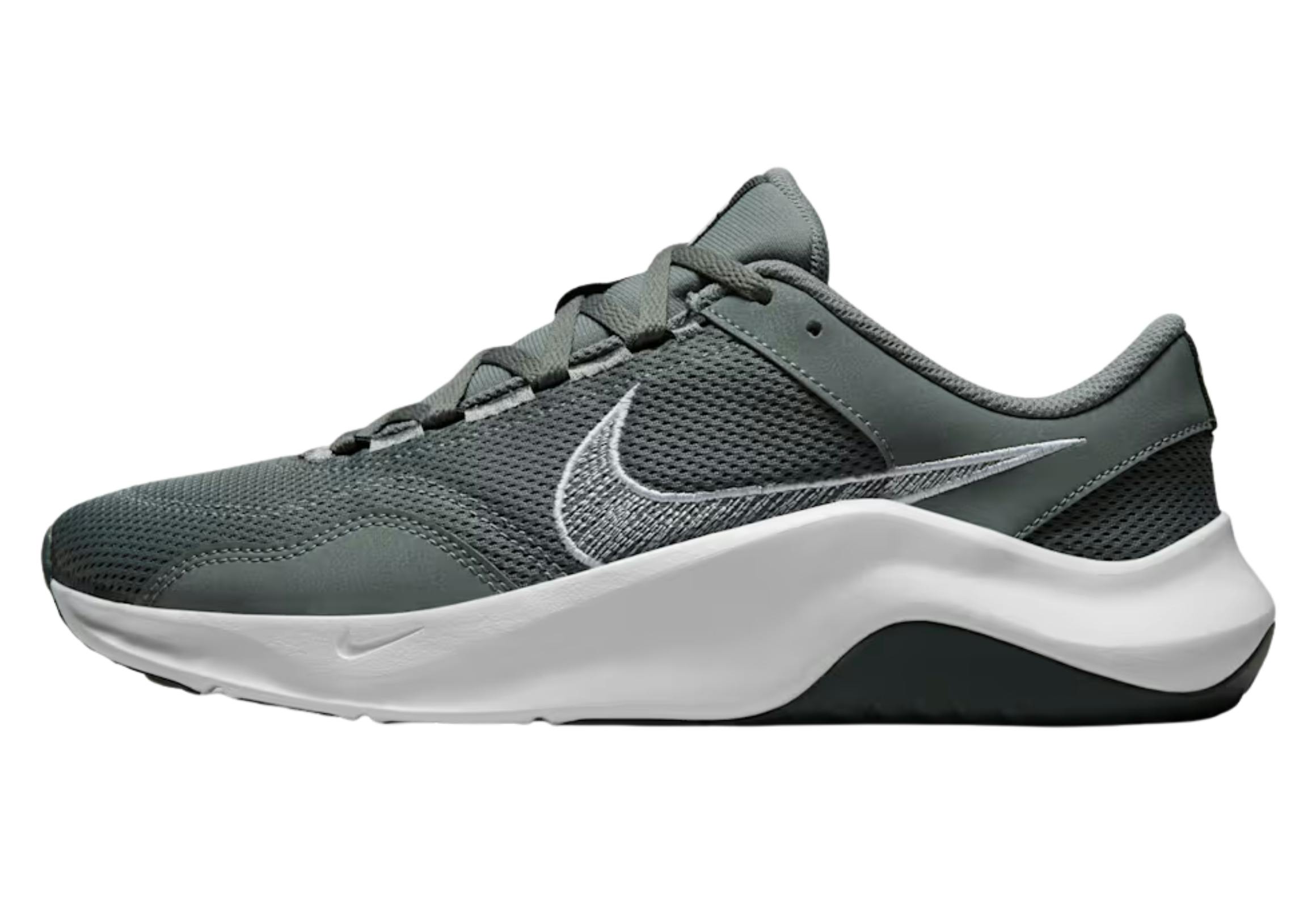 Nike Men's Legend Essential Shoes