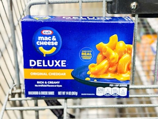 kraft deluxe mac and cheese in shopping cart