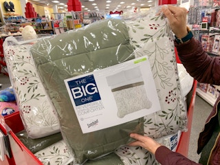 kohls-black-friday-the-big-one-comforter-2020-13
