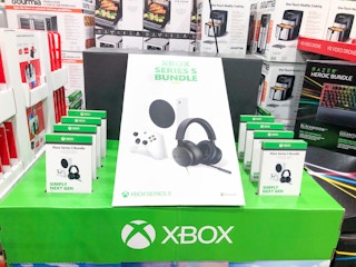 costco xbox series s bundle dec 2022 1672397526 1672397526