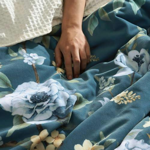 Velvet Comforter Set