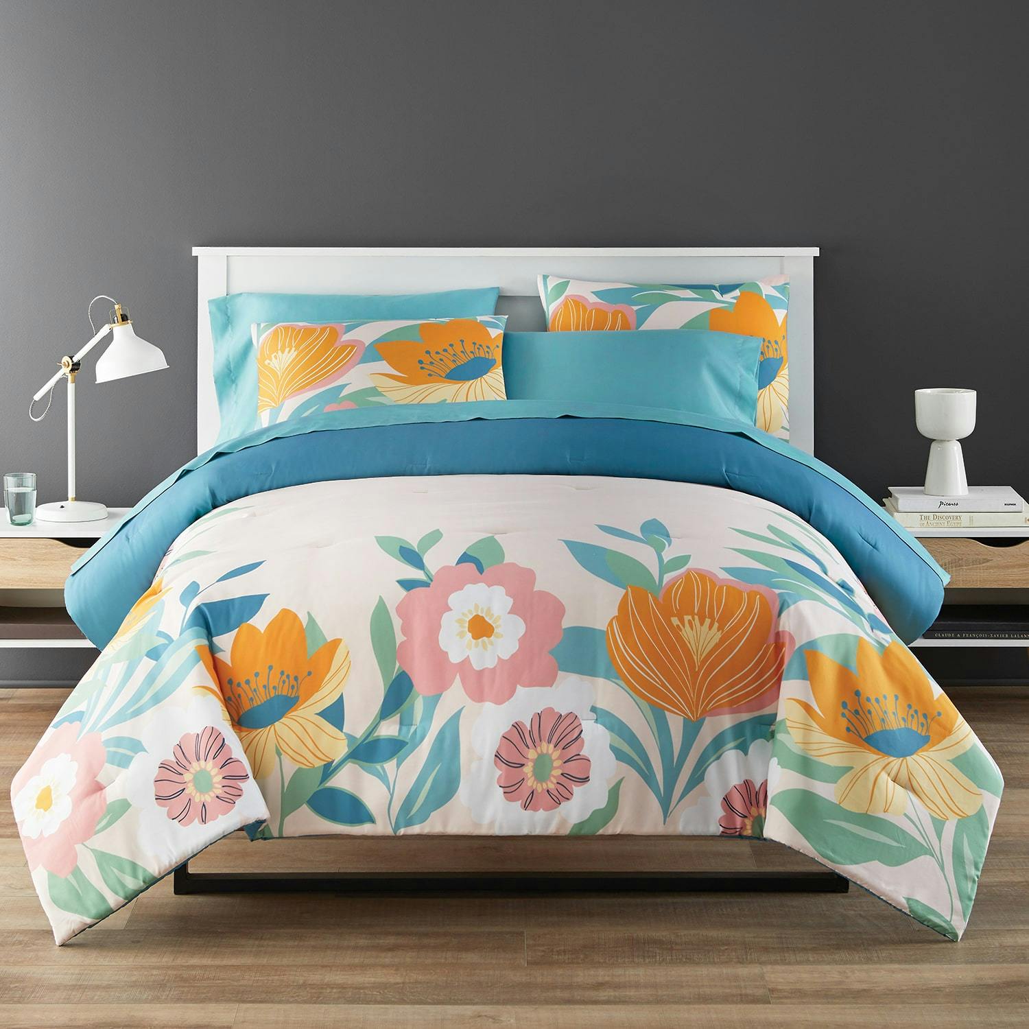 Home Expressions Bedding Set