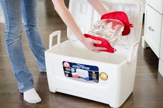 Tailgating? Keep food warm in a cooler.