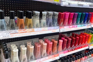 sally-hansen-cvs-em-kcl-