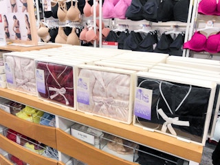 stars above pajamas target 2022 4 1651678409 1651678409