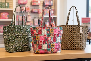 vera bradley tote bag