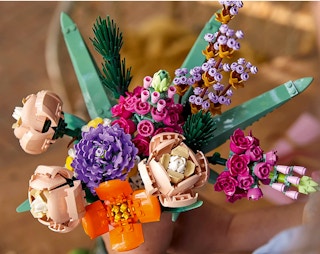 amazon leg0 flower bouquet 2022 1 1672515168 1672515169