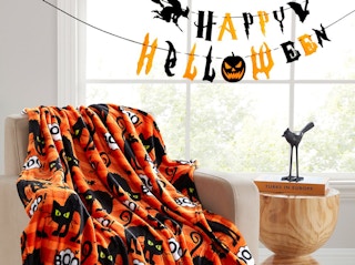 zulily-halloween-throws-091321