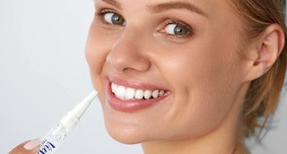 teeth whitening pen