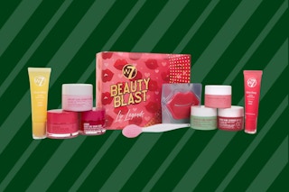 the w7 beauty lip set