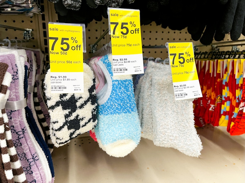 walgreens-clearance-west-loop-winter-apparel-em-kcl50