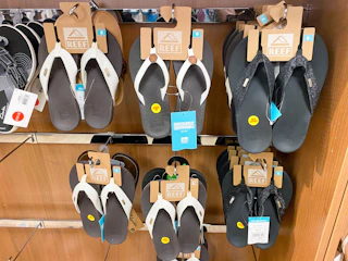 kohls reef womens sandals in store 2022