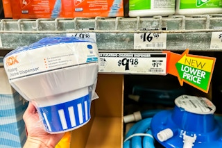 HDX-chlorine-dispenser-home-depot-2