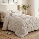 Bedsure Pintuck Bed-in-a-Bag