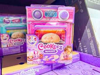 ad We want to share with you a super cute fun way for kids to “bake” , cookeez makery oven