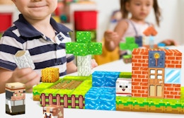 kids playing with blocks
