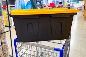members mark 27 gallon tote on shopping cart