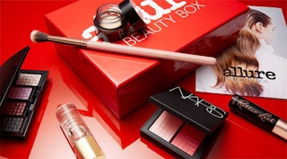 allure-beauty-box-2022-b