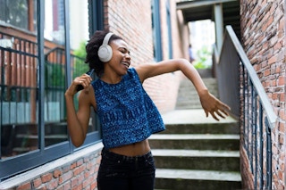 JBL Tune 770NC Adaptive Noise Cancelling Headphones B0CTB8GKM2