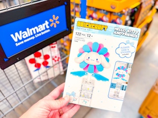 walmart-Brickcraft-Sanrio-Flower-Vase-Building-Kits-kcl-1