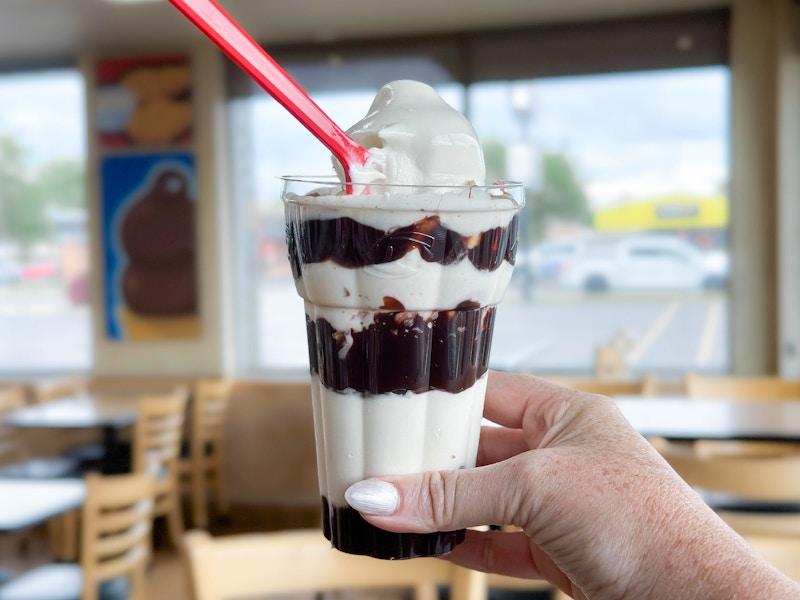 dairy-queen-dq-menu-peanut-buster-parfait-kcl-2