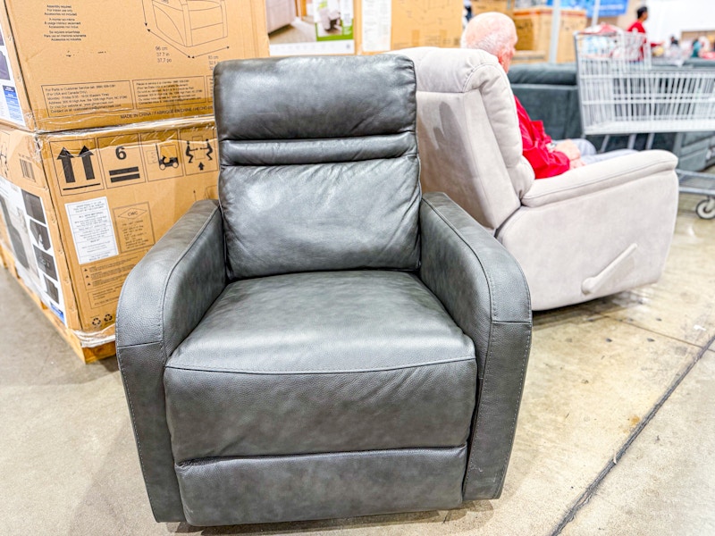 costco-gilman-creek-aldryn-leather-power-glider-recliner