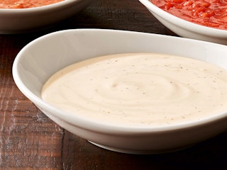 dish of alfredo sauce