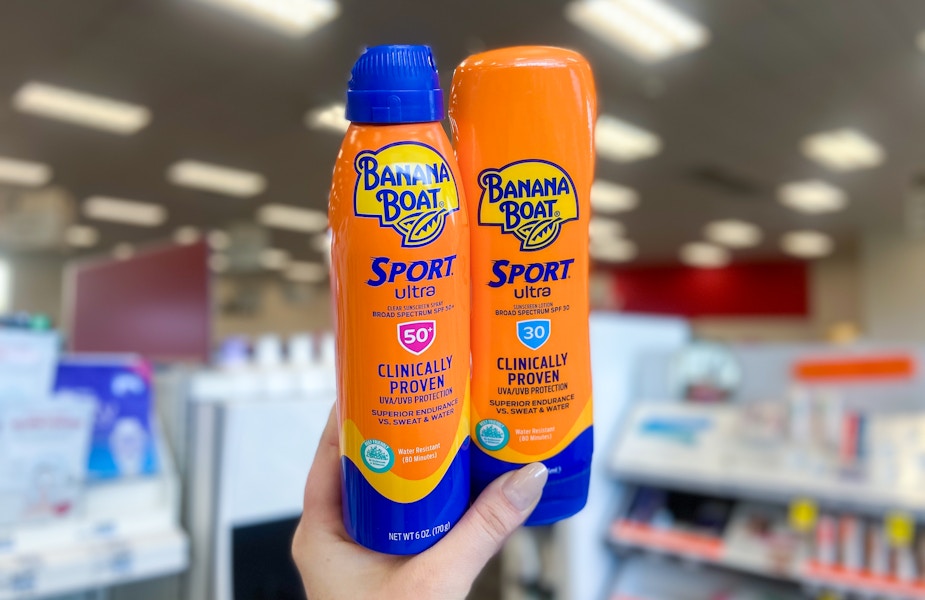 banana-boat-sunscreen-cvs-em-june-2021