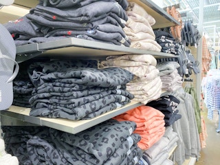 old navy sweats in store image 2021 1 1622653326 1622653326