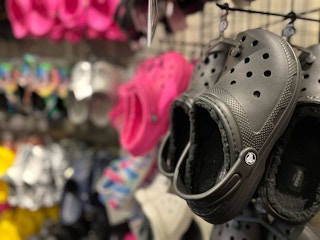 amazon crocs 2 1641602580 1641602580