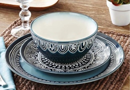 blue and white dinnerware sets