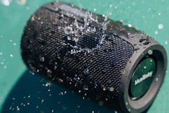 MusiBaby M68 Portable Bluetooth Speaker B07XVFB67J