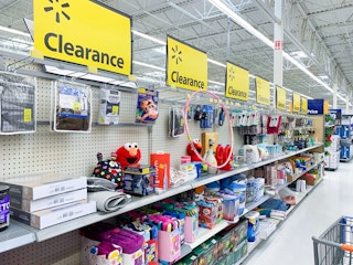 walmart clearance aisle 2021 1620999528 1620999528