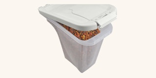 Van Ness Food Container
