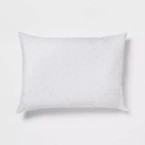 Room Essentials Bed Pillow