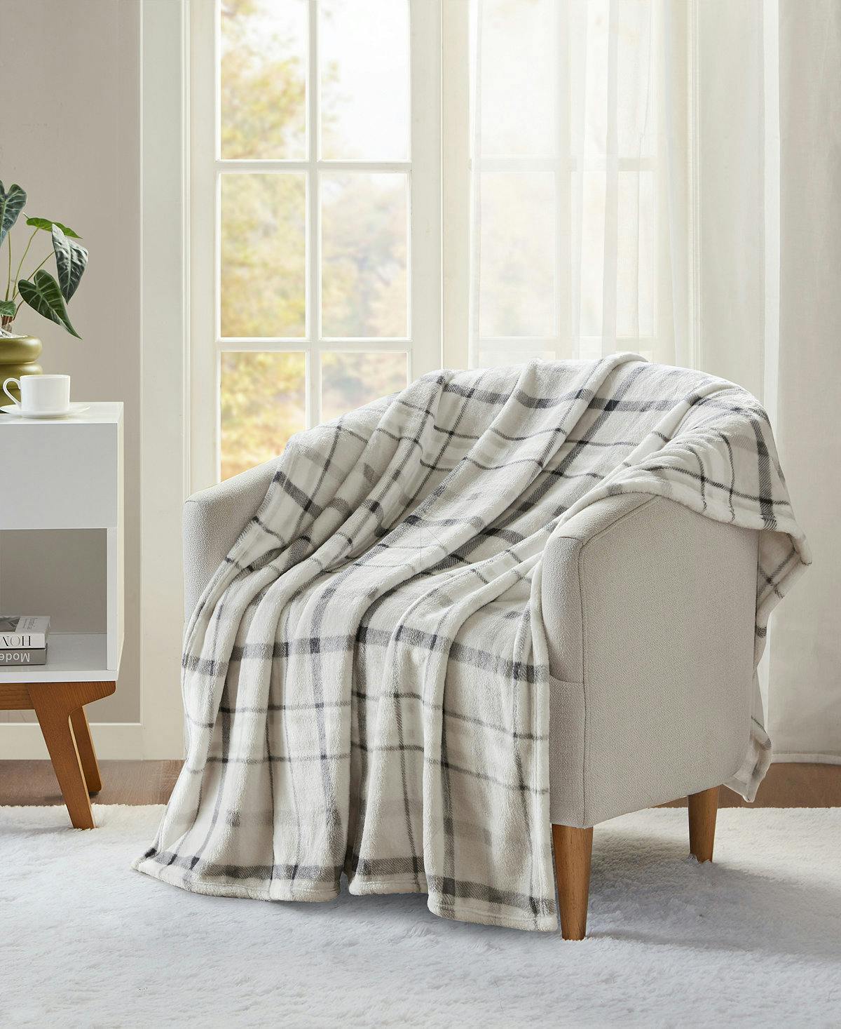 Cozy Plush Printed Throw