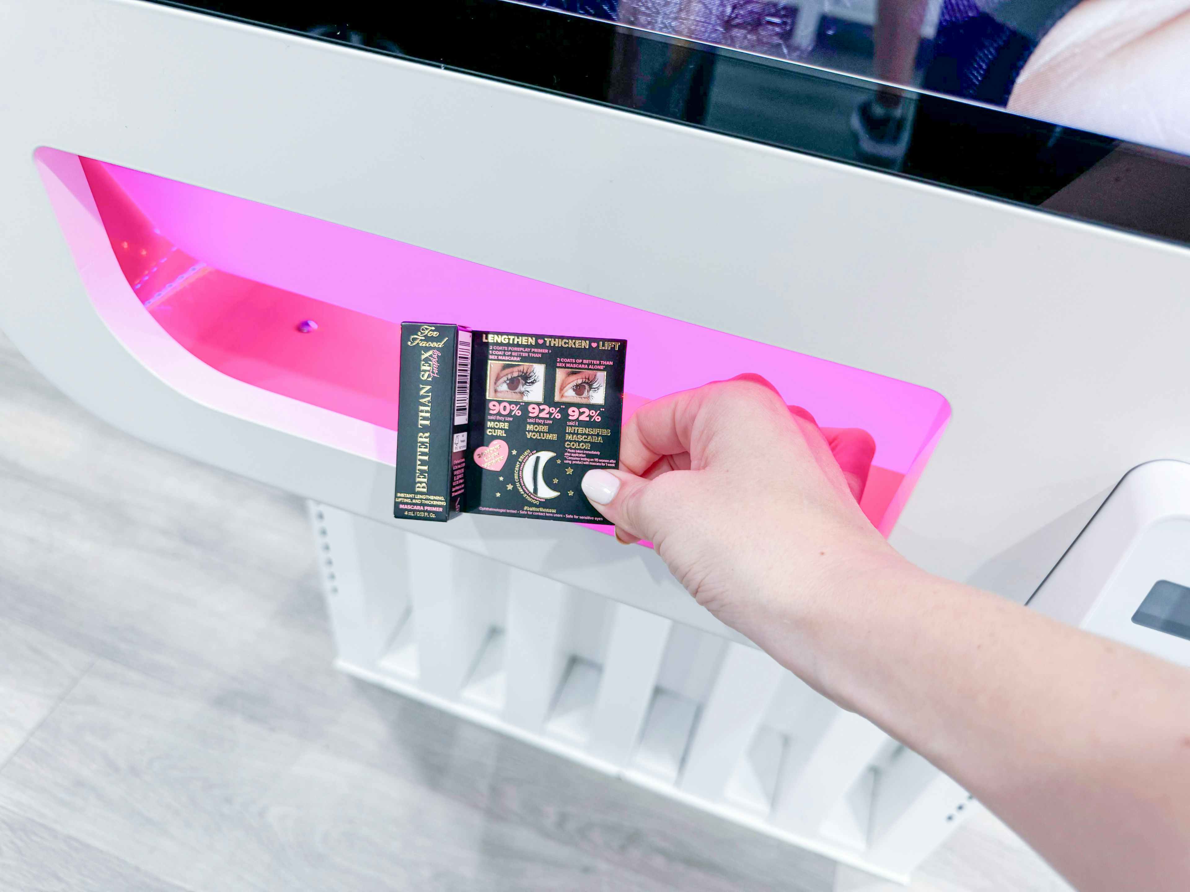 ulta-sample-free-ultamate-rewards-kiosk-store-5